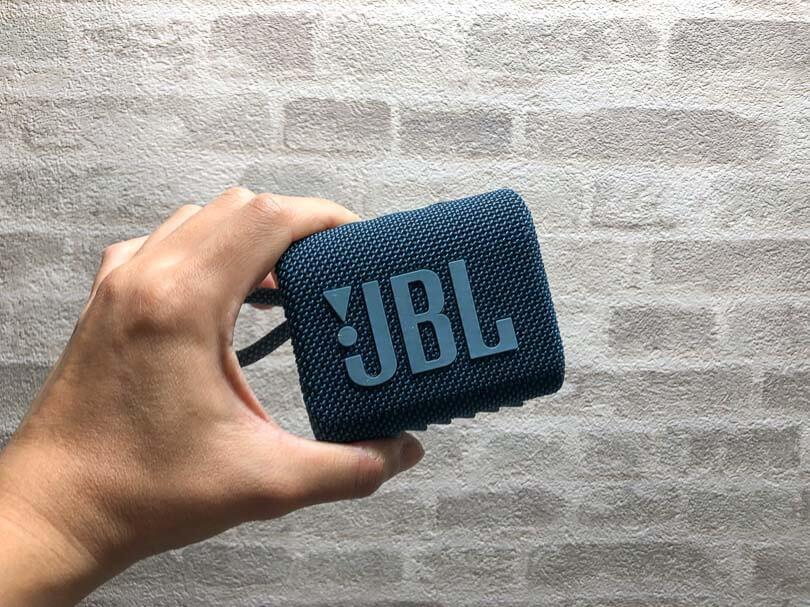 【JBL GO3レビュー】コンパクトでパンチ力のあるサウンド！どこでも持ち運んで楽しめるBluetoothスピーカー！